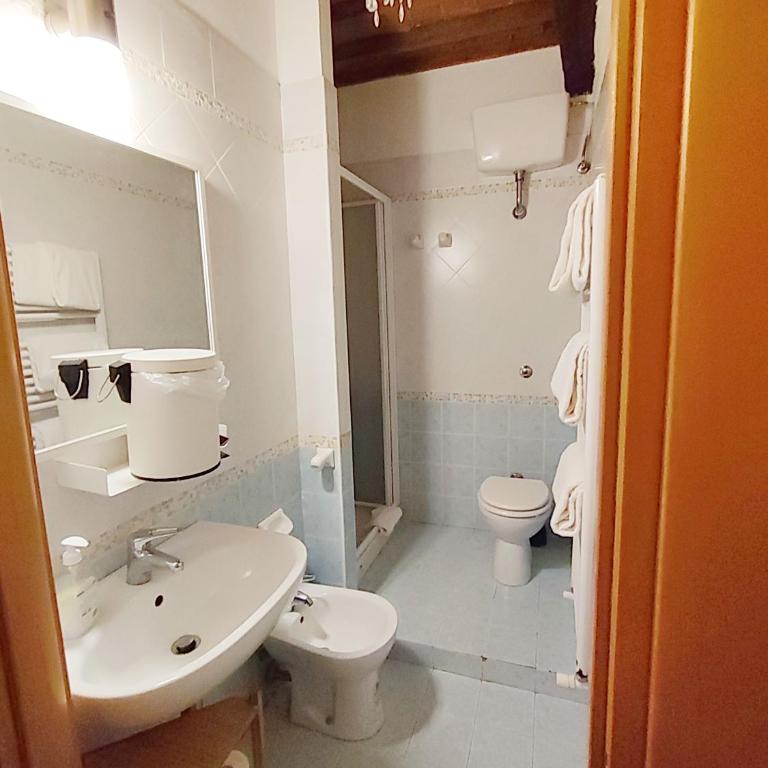 Moka Rooms and Flats - Camera Familiare con Bagno Privato - 12