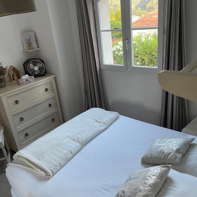 Bastide familiale cadre idyllique vue St Paul de Vence - Villa avec Piscine Privée - 29