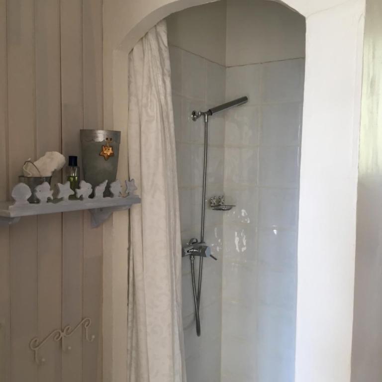 Bastide familiale cadre idyllique vue St Paul de Vence - Villa avec Piscine Privée - 87