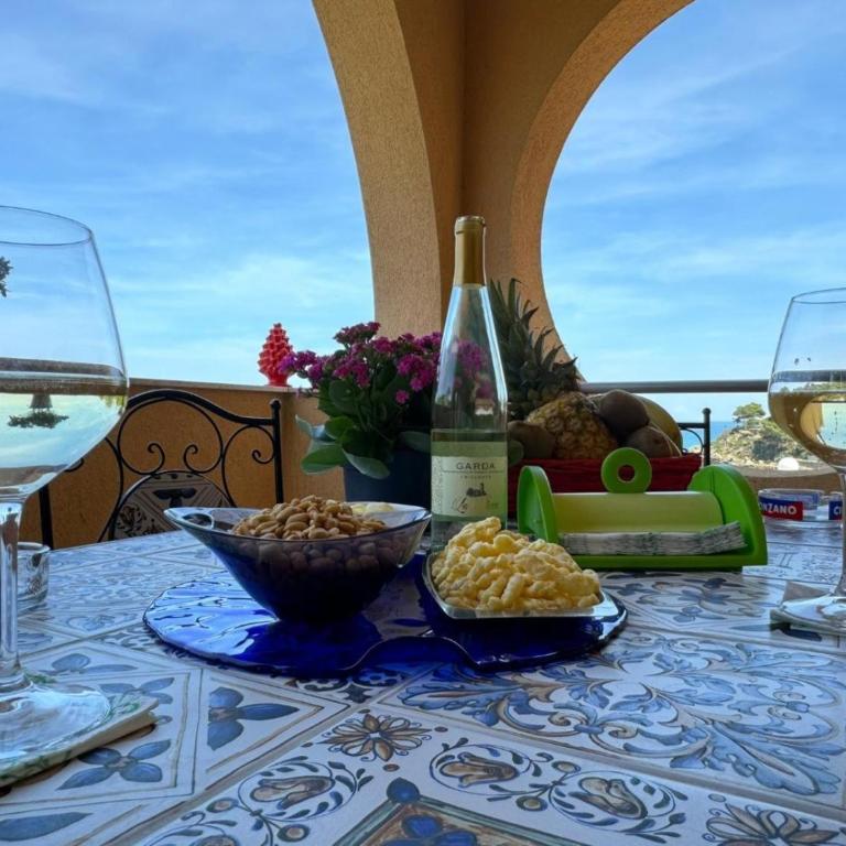Casa Archi - Appartamento con 2 Camere da Letto, Terrazza e Vista Mare - 15