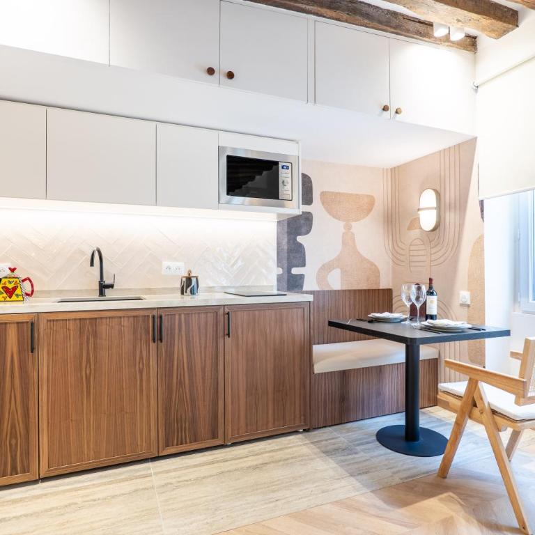 HolidaysInParis - Bourg Tibourg - Studio - 2