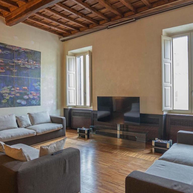EasyTopStay - Piazza Venezia City View Charming Apt - Appartamento con 3 Camere da Letto - 22