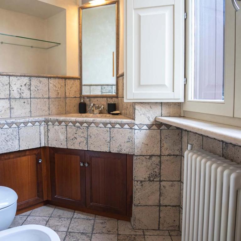 EasyTopStay - Piazza Venezia City View Charming Apt - Appartamento con 3 Camere da Letto - 25