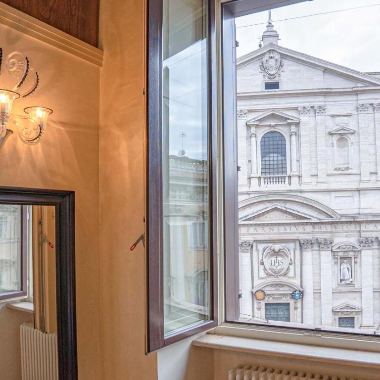 EasyTopStay - Piazza Venezia City View Charming Apt - Appartamento con 3 Camere da Letto - 26