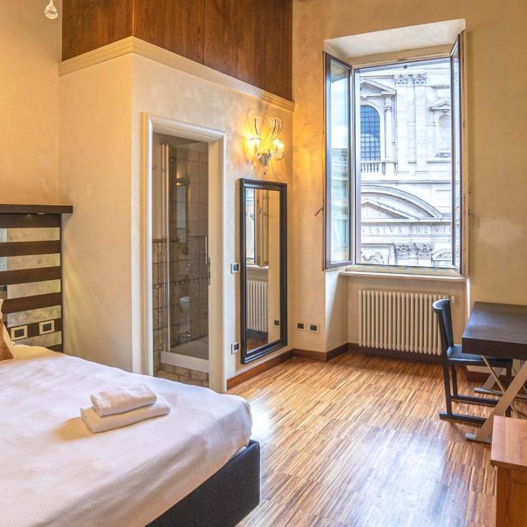 EasyTopStay - Piazza Venezia City View Charming Apt - Appartamento con 3 Camere da Letto - 32