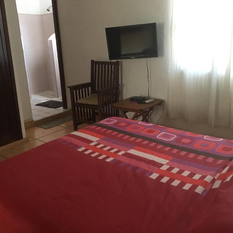 Charming very quiet Center Renewed - One-Bedroom Apartment - 10