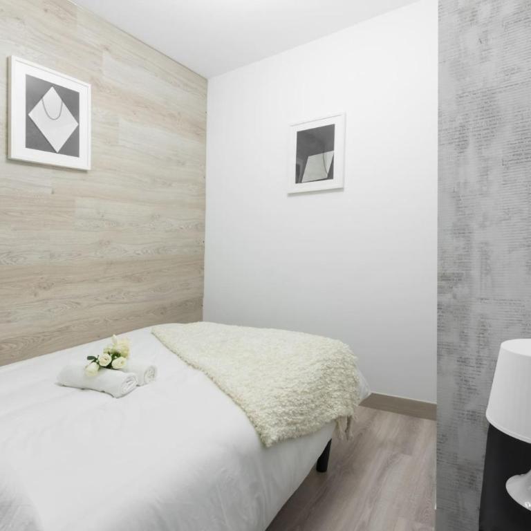 Apartamentos Day Madrid MALASAÑA II - Estudio Doble Deluxe - 7