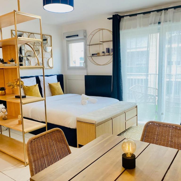 'L'Élégant' Studio Centre, Parking privé, Clim, Terrasse - Estudio con terraza - 4