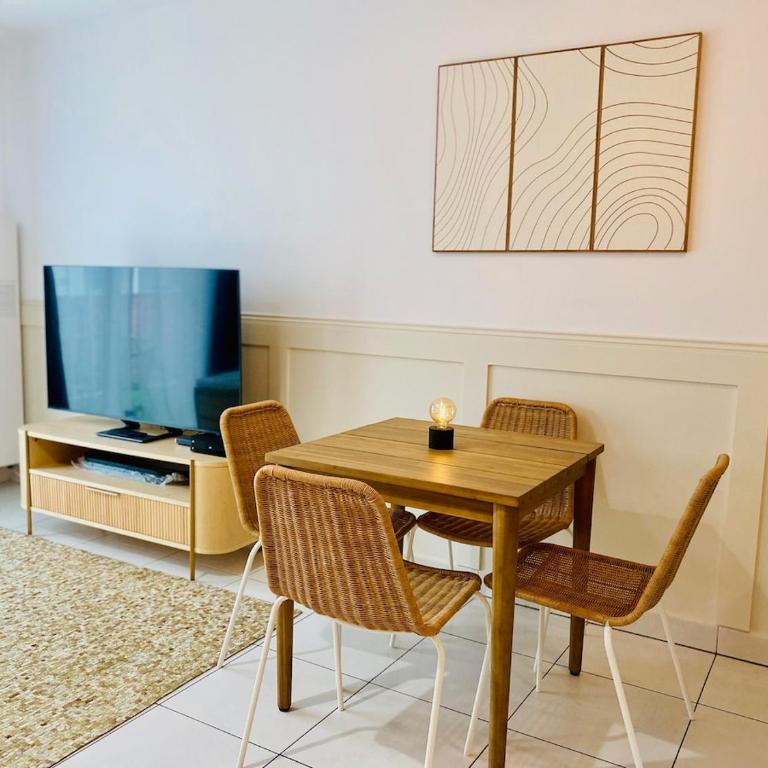 'L'Élégant' Studio Centre, Parking privé, Clim, Terrasse - Estudio con terraza - 19