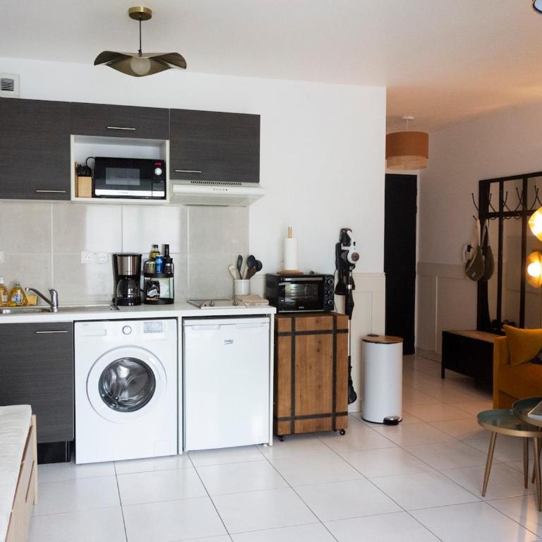 'L'Élégant' Studio Centre, Parking privé, Clim, Terrasse - Estudio con terraza - 30