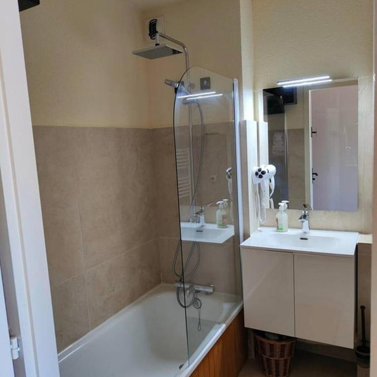 Le Mazots, Balcon, Parking, Proche Pistes - Apartment mit 1 Schlafzimmer - 6