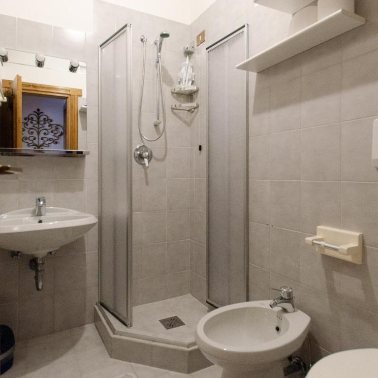 Appartamento centralissimo con wi-fi - Appartamento con 2 Camere da Letto - 14
