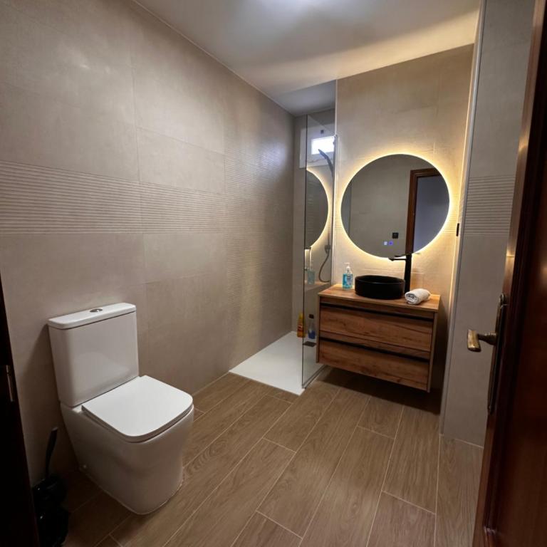 AtuaireHome Luminoso dúplex en reyes católicos con parking incluido - Casa de 3 dormitorios - 6