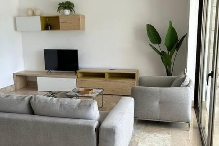 2BR Apartment with Beach Club - 1 - 6