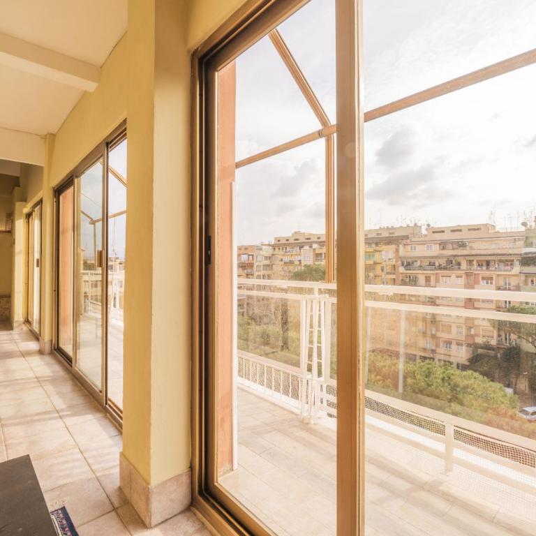 Spacious and Bright 3BR Family Apartment - Appartamento con Balcone - 3