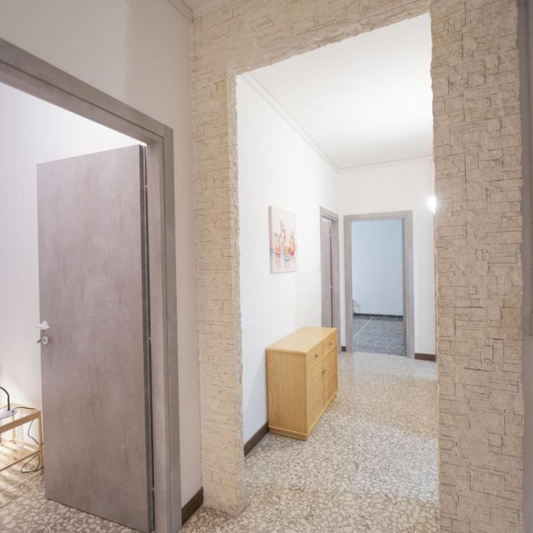 Spacious and Bright 3BR Family Apartment - Appartamento con Balcone - 10