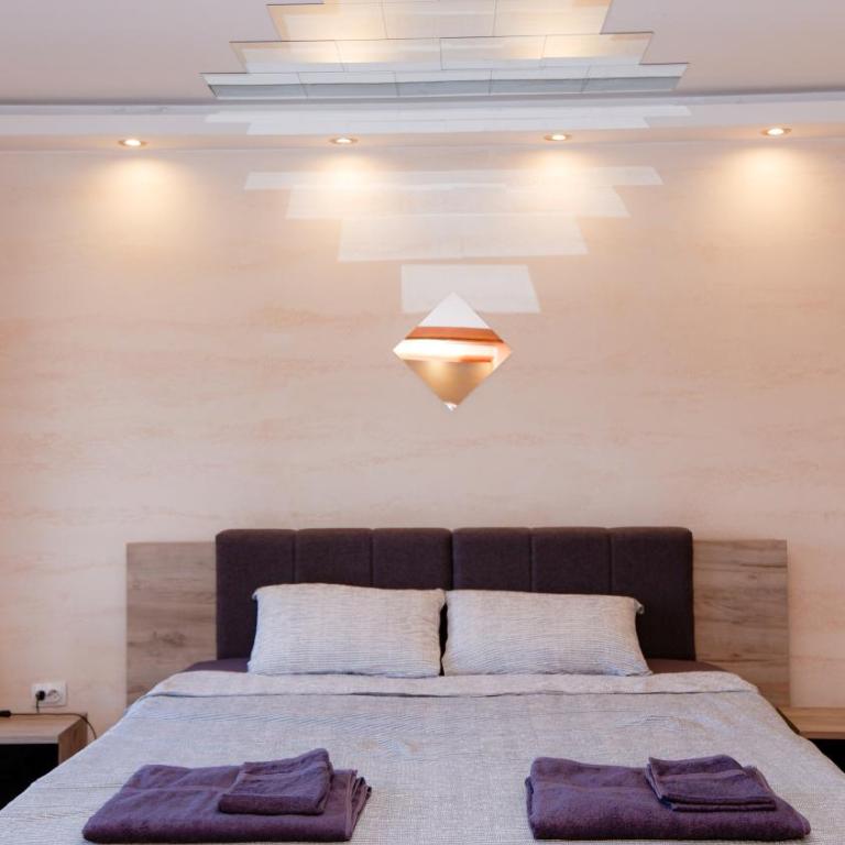 Place to Be - Modern Jacuzzi House in Vozdovac - Two-Bedroom House - 25