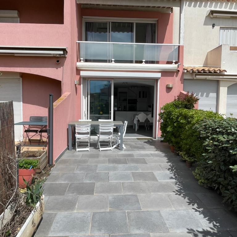 DOUCEUR DU RIVAGE - 6pers - Clim - Parking - Wifi - Ile des marinas - au bord de l'eau - Histoire de Clés - Haus mit 2 Schlafzimmern - 2