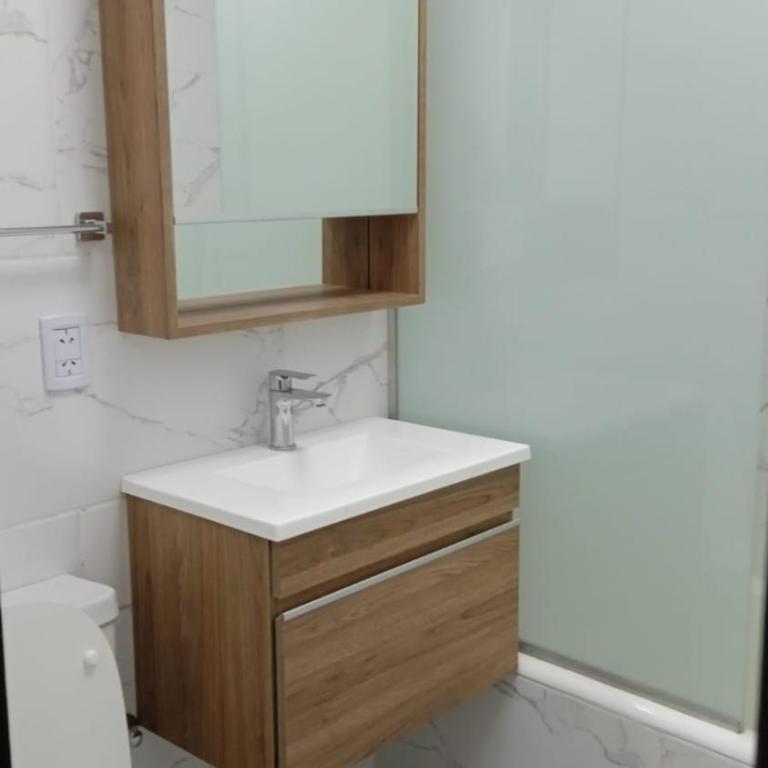 Encantador 2 ambientes en Once - One-Bedroom Apartment - 19