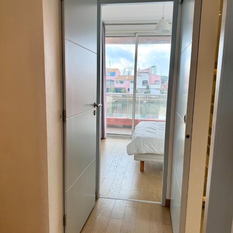 DOUCEUR DU RIVAGE - 6pers - Clim - Parking - Wifi - Ile des marinas - au bord de l'eau - Histoire de Clés - Haus mit 2 Schlafzimmern - 23