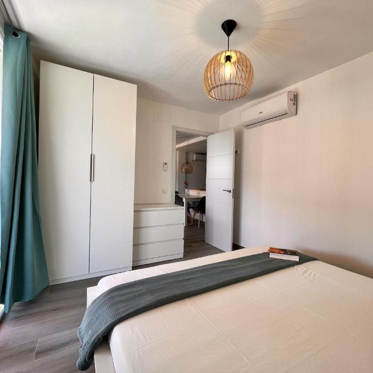 MARITIM Azzure Family Lateral Sea View WiFi - Three-Bedroom Apartment with Sea View - 24