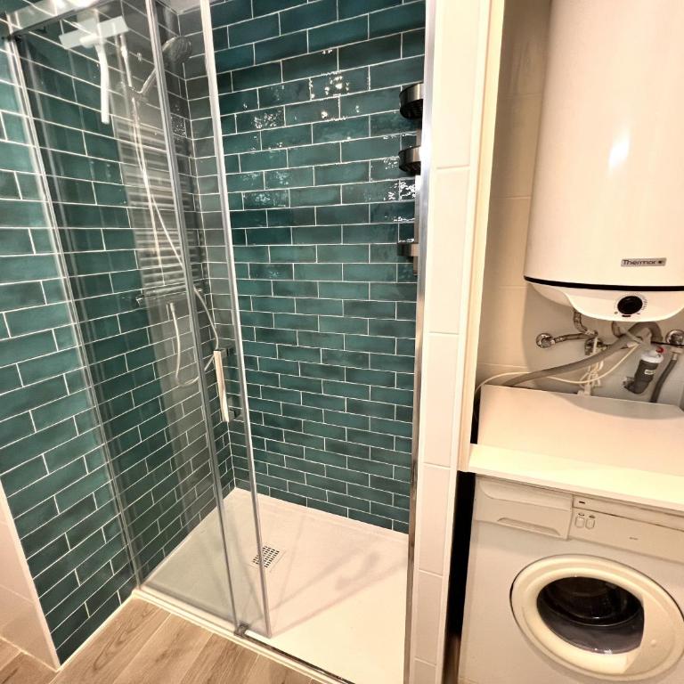 MARITIM Azzure Family Lateral Sea View WiFi - Three-Bedroom Apartment with Sea View - 30