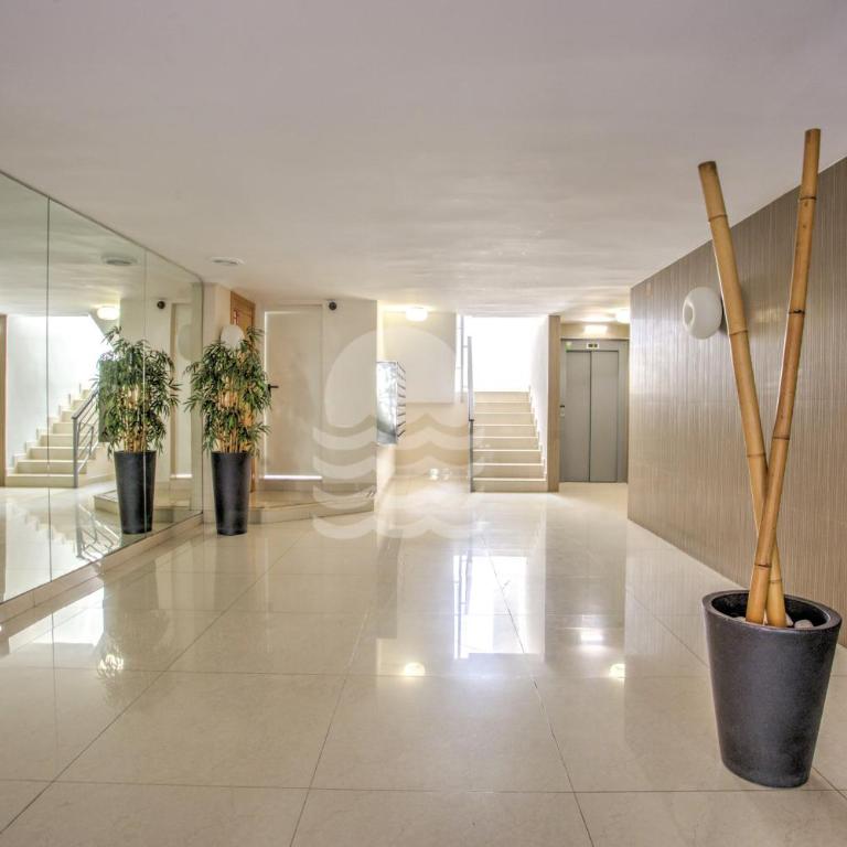 MARITIM Azzure Family Lateral Sea View WiFi - Three-Bedroom Apartment with Sea View - 45