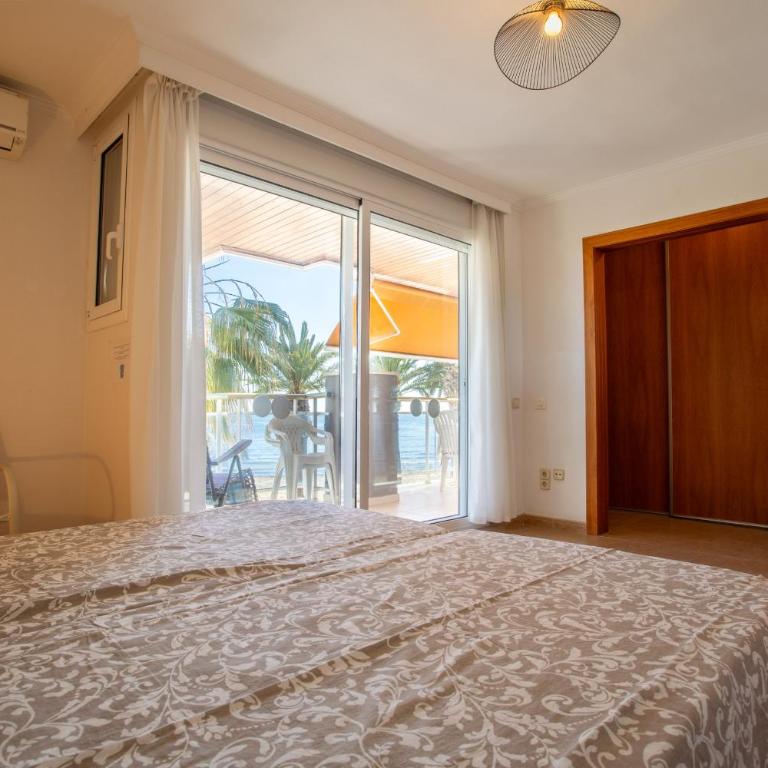 MARITIM Blue Family Sea View WiFi - Apartment mit 2 Schlafzimmern, einem Balkon und Meerblick - 10