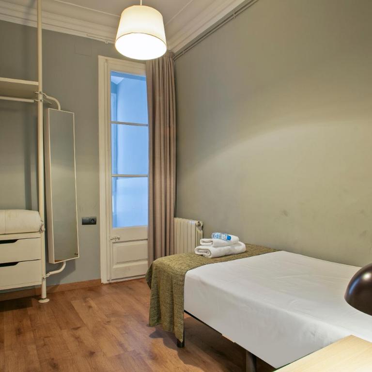 Alcam Entenza - Superior Four-Bedroom Apartment (5 Adults) - 12