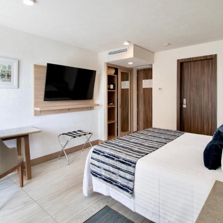 Hotel Velvet Plaza - Habitación Doble Estándar - 5
