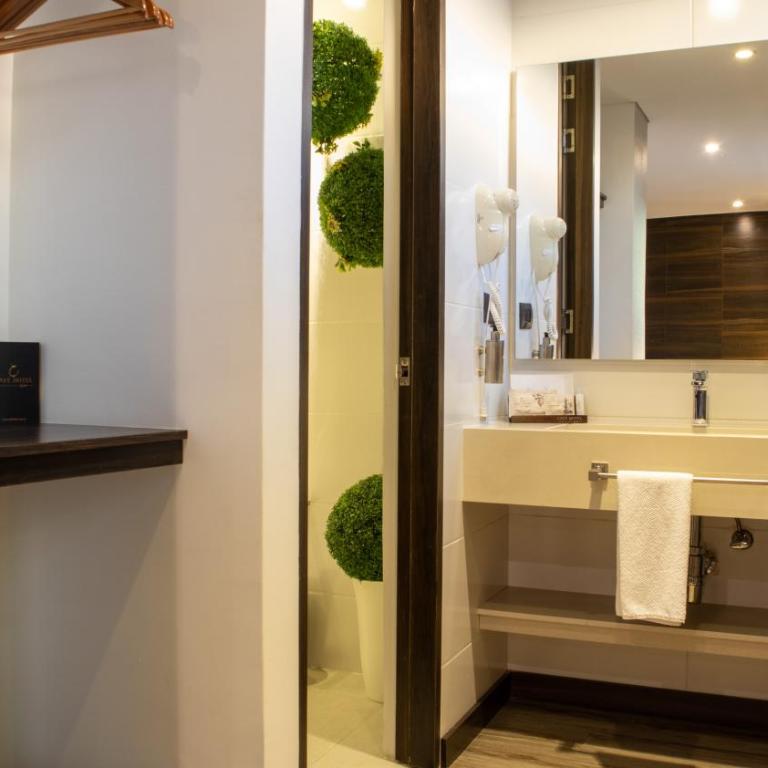 Cafe Hotel Medellín - Suite - 11