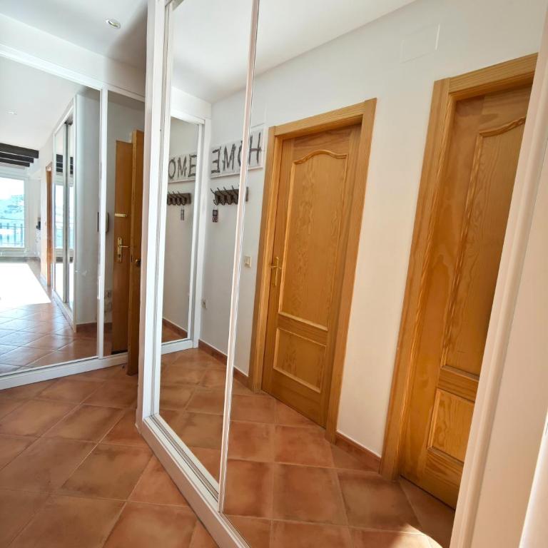 Apartamento Nievesol con Parking y WiFi - Apartamento de 2 dormitorios - 32