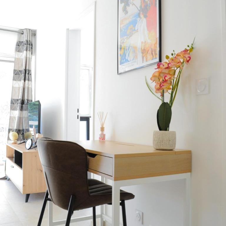Appartement Cosy, Calme et Climatisé proche centre - Appartamento - 16