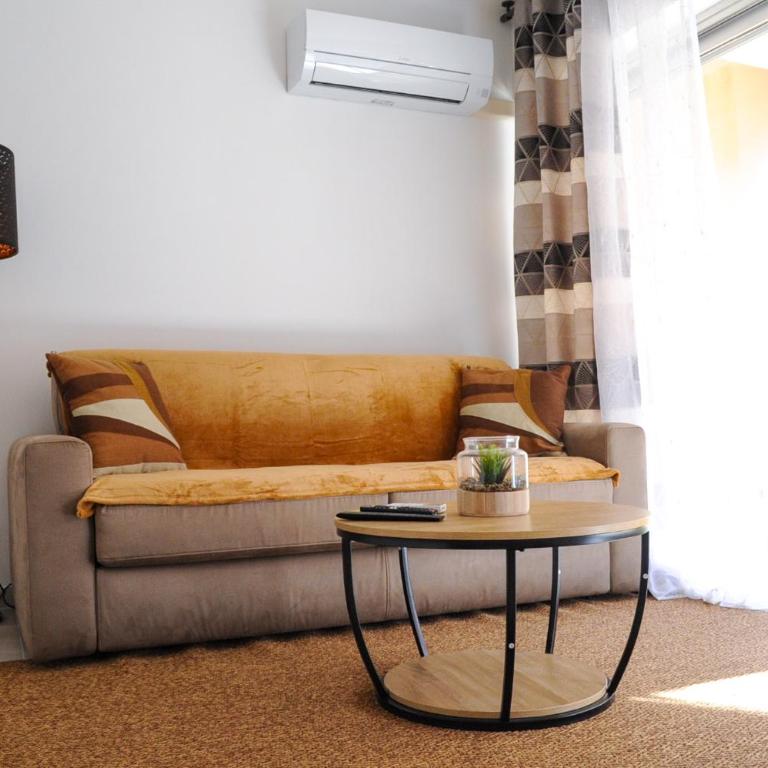 Appartement Cosy, Calme et Climatisé proche centre - Appartamento - 11