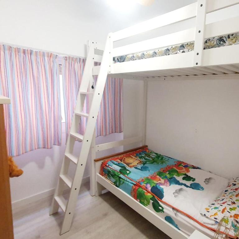 Apartamento 3 dormitorios centro Villajoyosa - Three-Bedroom Apartment - 7