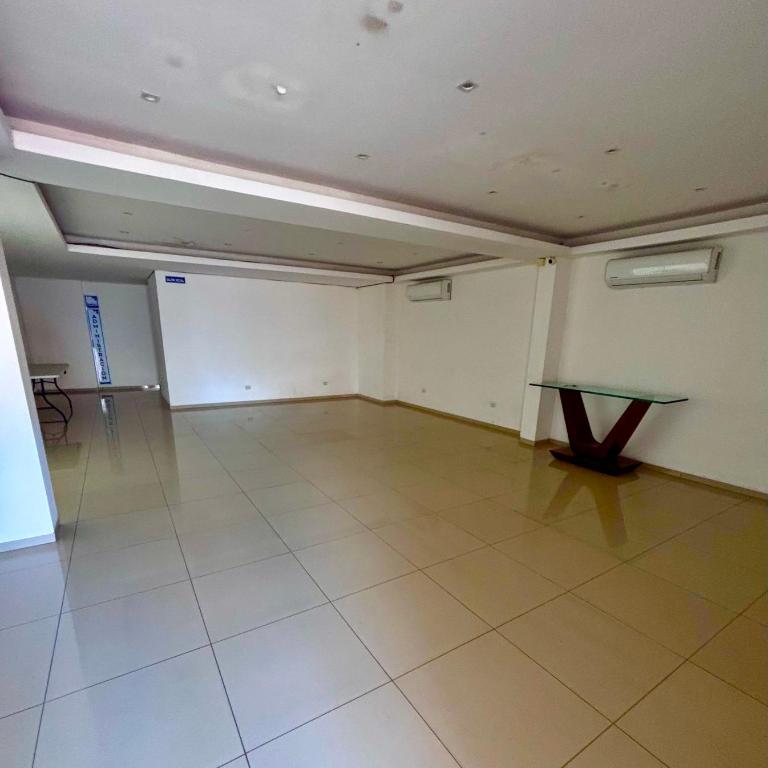 Apartamento en la mejor zona de scz - Apartamento de 1 dormitorio - 9