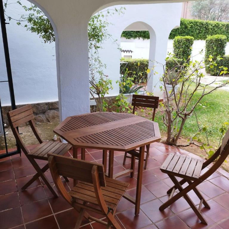 estudio para parejas con piscina en urbanizacion tranquila - Apartamento de 1 dormitorio - 6