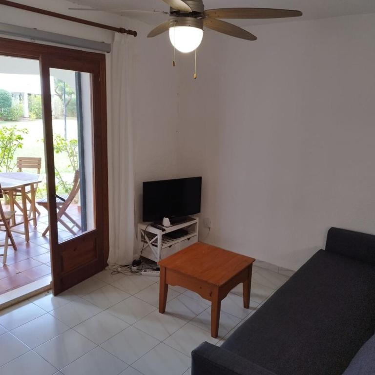 estudio para parejas con piscina en urbanizacion tranquila - Apartamento de 1 dormitorio - 8