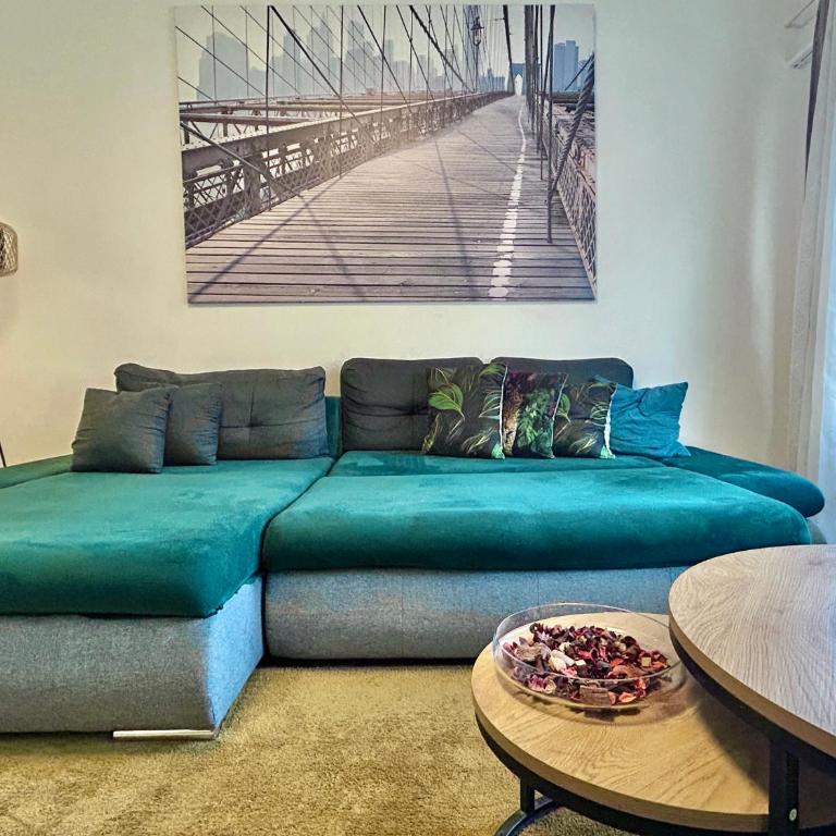 Spacious & Stylish Apartment - Partial Lake View - Appartamento con 1 Camera da Letto - 2