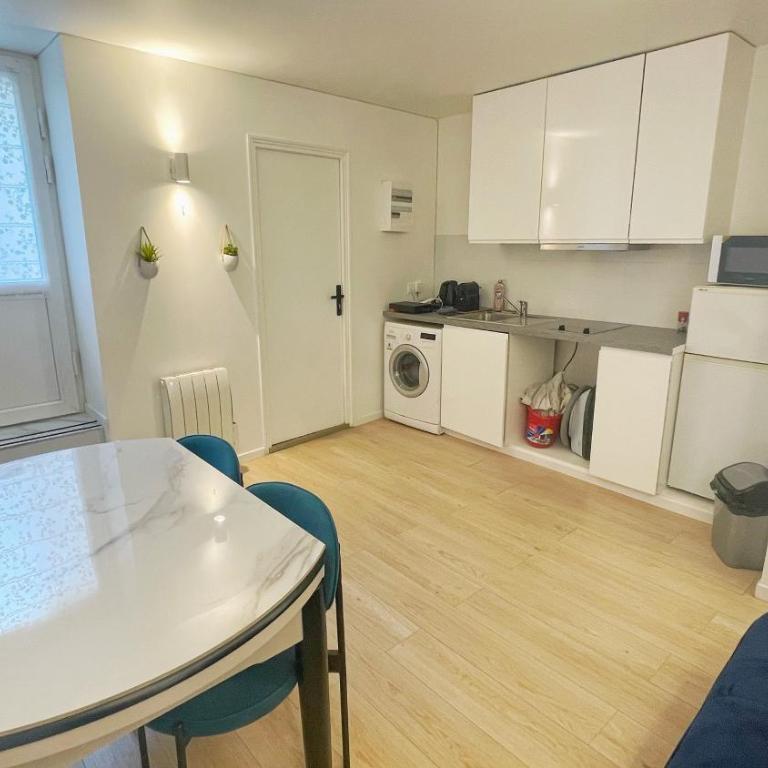 Apmt BelleVille - Appartement 2 Chambres - 4