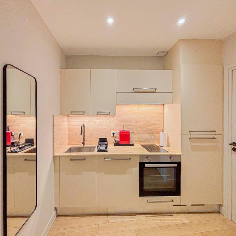 Petit cocon au cœur du Vieux-Nice, Wifi, AC, 2pers - Appartement 1 Chambre - 8