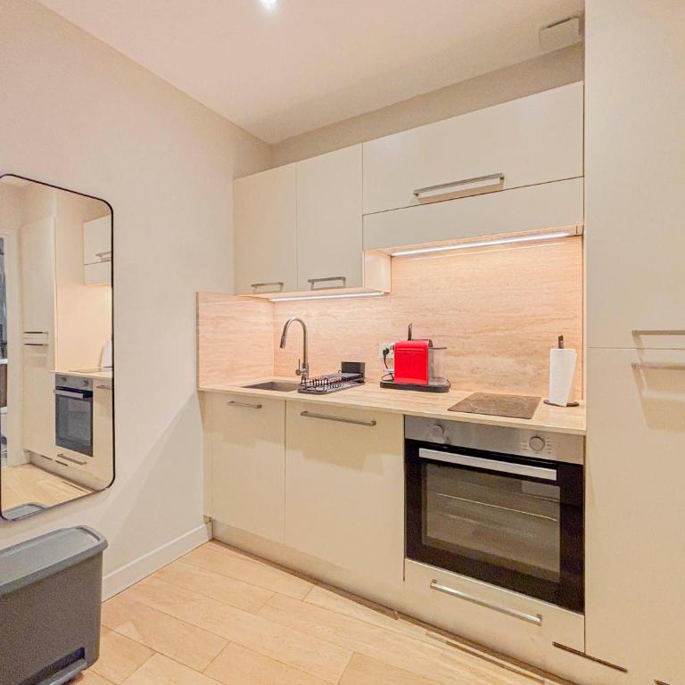Petit cocon au cœur du Vieux-Nice, Wifi, AC, 2pers - Appartement 1 Chambre - 9