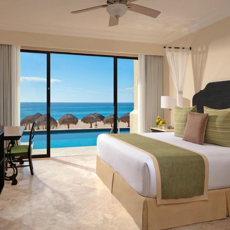 Dreams Los Cabos Suites Golf Resort & Spa - Preferred Club One Bedroom Suite Ocean Front Swim Out King - 3