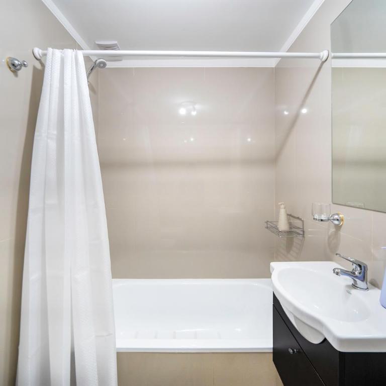 5-Star New Apt in Buenos Aires - Deluxe One-Bedroom Apartment - 13
