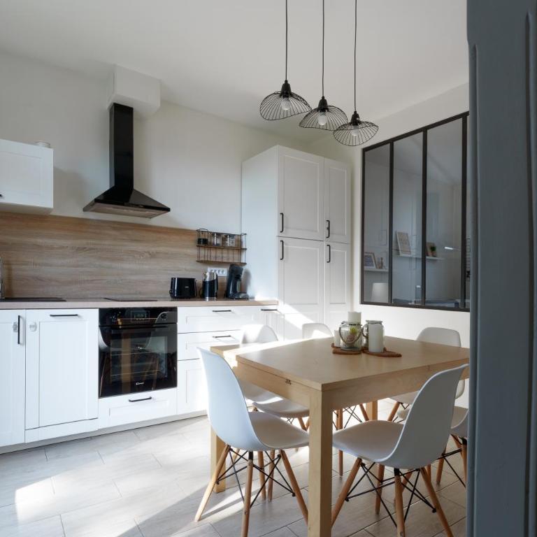 Maison 5 p hyper centre Amboise #parking #terrasse - Vacation Home - 29