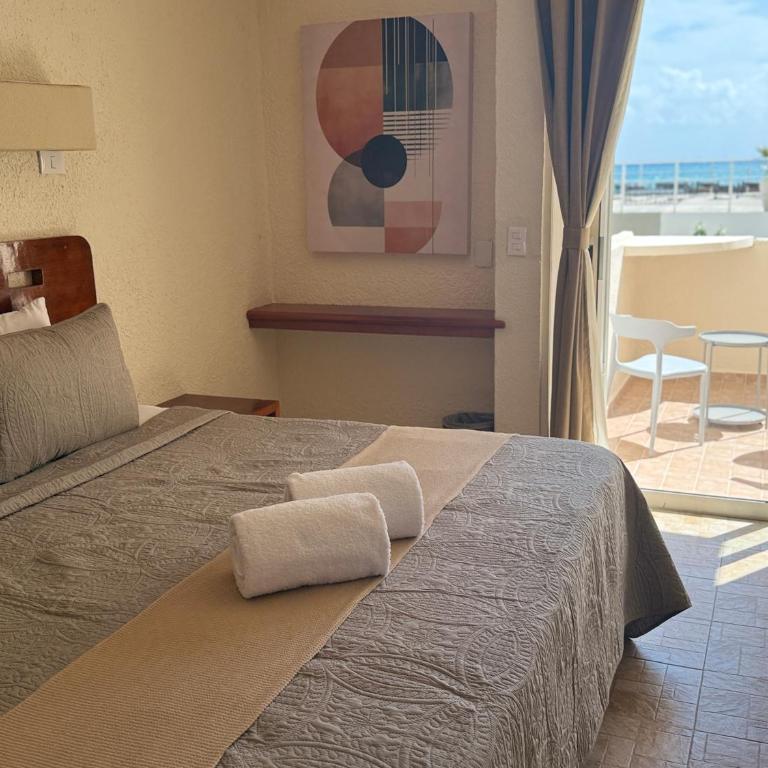Luciana Hotel & Beach Club - Habitación con cama extragrande y vistas al mar - 19
