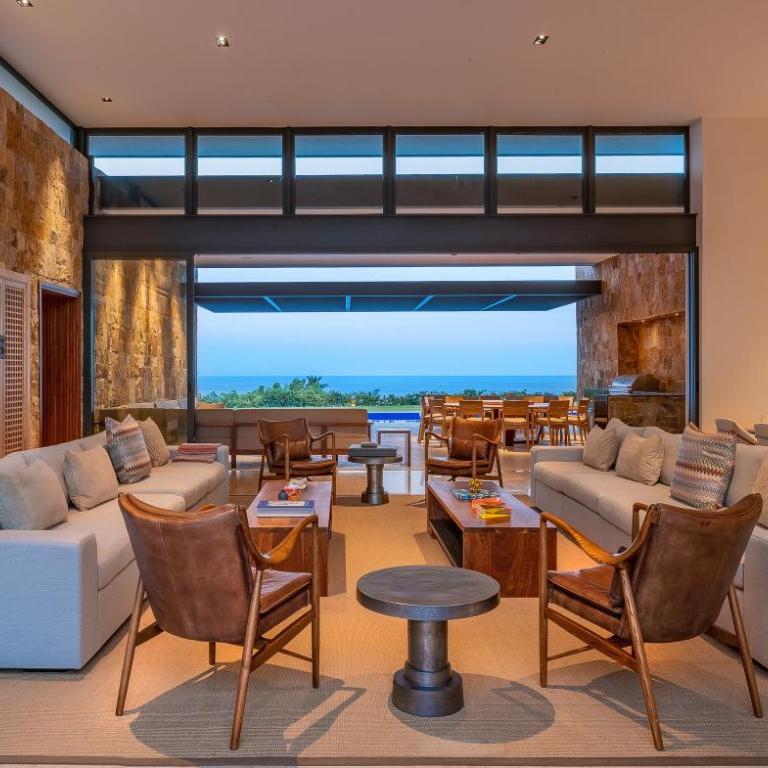 Stunning 11Bd Villa Fully Staffed, Indoor Tennis and More - Deluxe Villa - 12