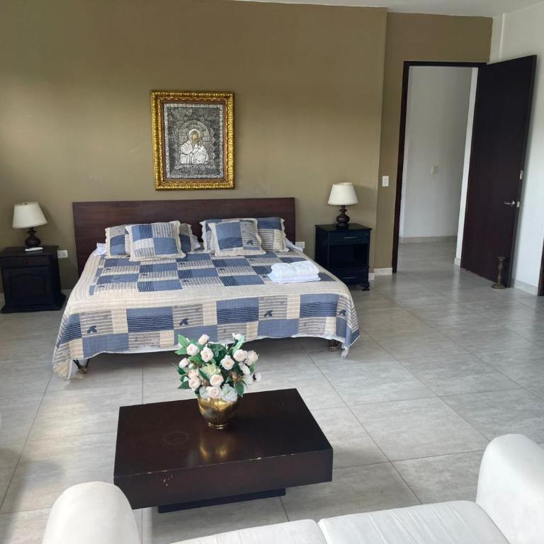 CASARENA, casa y apartamentos campestres en el llano - Casa de 7 dormitorios - 21