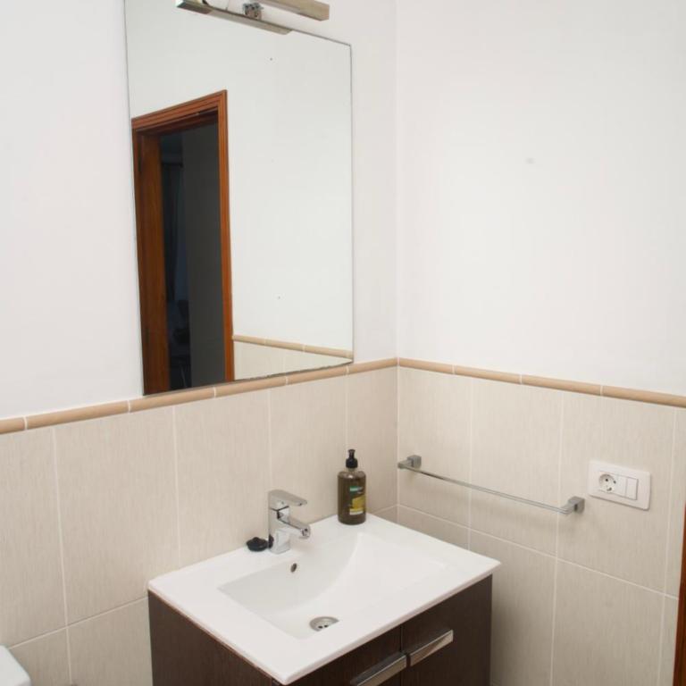 Las Barandas - Three-Bedroom Apartment with Sea View - 13
