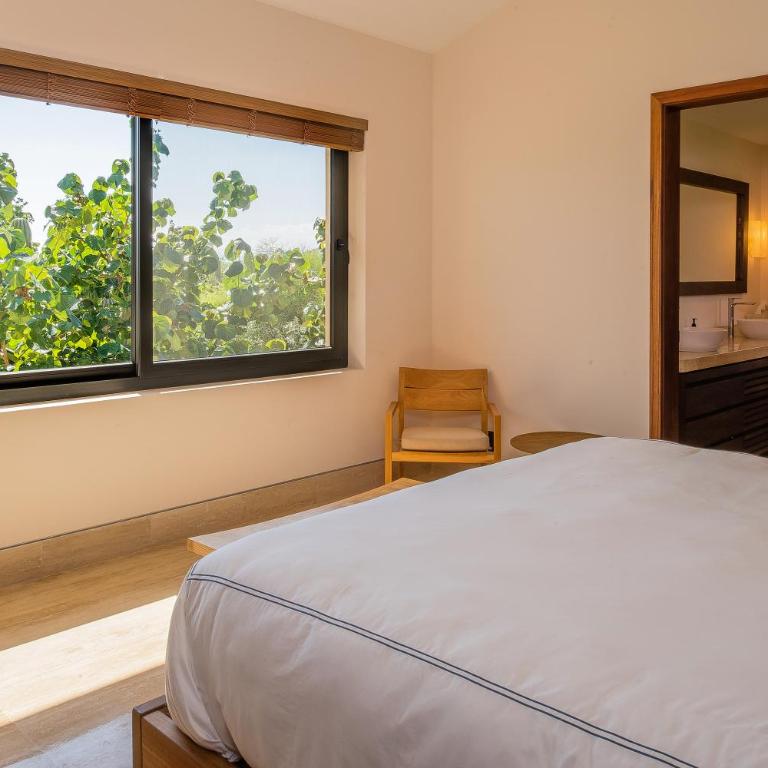 Stunning 11Bd Villa Fully Staffed, Indoor Tennis and More - Deluxe Villa - 37